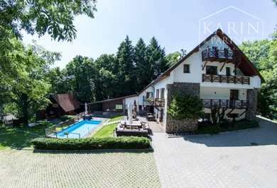 Domy na sprzedaż, Modra · €1 350 000