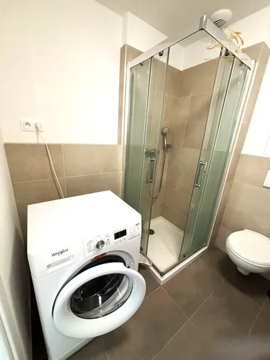 Na prenájom 1-izbový byt, 35 m², Bratislava-Ružinov