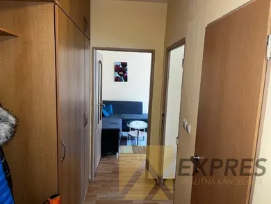 Na prenájom 2-izbový byt, 51 m², Handlová, Partizánska
