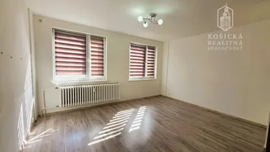 Na predaj 3-izbový byt, 65 m², Trebišov, Komenského