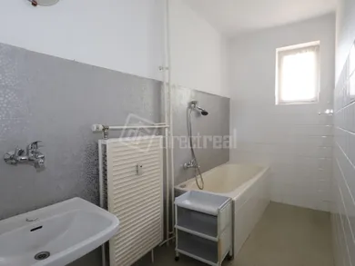 Na predaj 3-izbový byt, 80 m², Dunajská Streda, Veľkoblahovská cesta
