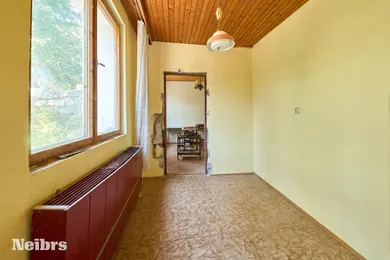 Na predaj 6-izbový dom, 180 m², Bratislava-Nové Mesto, Bellova
