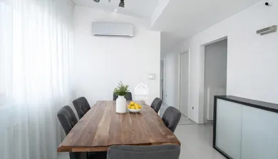 Na predaj 4-izbový byt, 570 m², Chorvátsky Grob