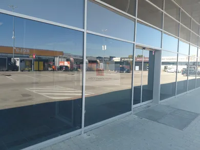 Komerčné priestory na prenájom, Bratislava-Ružinov · €9 780