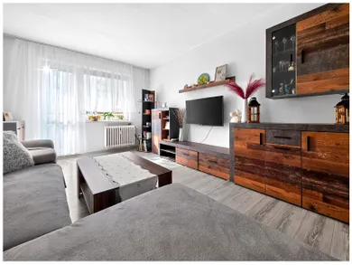 Na predaj 2-izbový byt, 56 m², Banská Bystrica, Mládežnícka