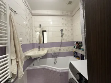 Na predaj 3-izbový byt, 64 m², Lučenec, Námestie republiky