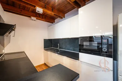 Na prenájom 2-izbový byt, 100 m², Banská Bystrica, Dolná