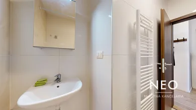 Na predaj 2-izbový byt, 46 m², Trnava, Ulica Mikovíniho