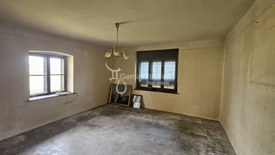 Na predaj 2-izbový dom, 100 m², Méra