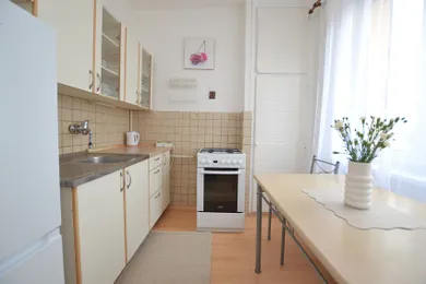 Kiadó lakások, 2-szobás, Poprad · €580
