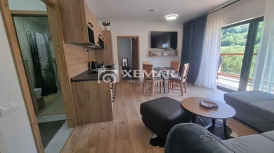 Na predaj 3-izbový byt, 61 m², Mýto pod Ďumbierom