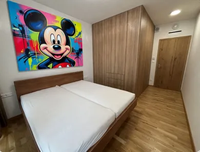 Byty na prenájom 3-izbový, Bratislava-Staré Mesto · €1 300