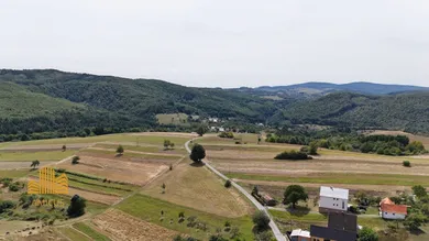 Na predaj pozemok, Malá Lehota