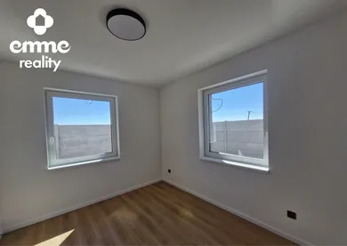 Na predaj 4-izbový dom, 90 m², Trstice