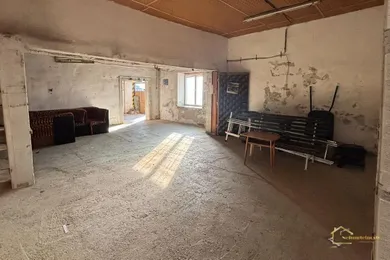 Na predaj dom, 350 m², Košeca, Hlavná