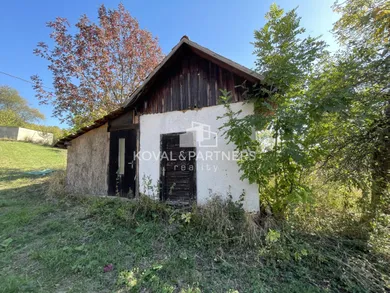 Na predaj 3-izbový dom, 373 m², Kostoľany pod Tribečom