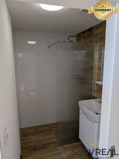 Na predaj 3-izbový byt, 67 m², Žarnovica, Fraňa Krála