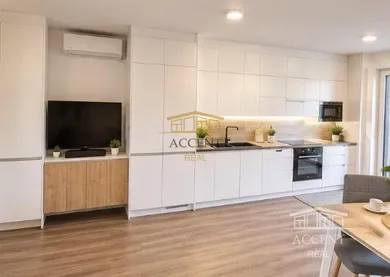 Na prenájom 2-izbový byt, 40 m², Bratislava-Ružinov, Galvaniho