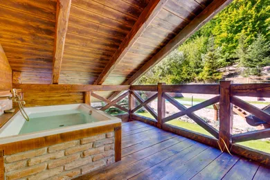Na predaj 5-izbový dom, 56 m², Marianka, Karpatská