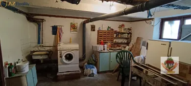 Na predaj 4-izbový dom, Nové Zámky