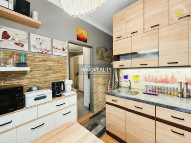 Na predaj 2-izbový byt, 52 m², Nové Zámky