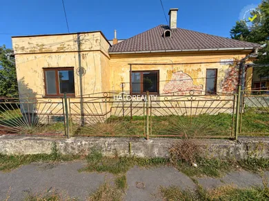 Na predaj dom, 95 m², Lučenec