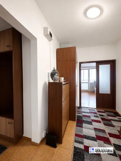 Квартири на продаж, 3-кімнатні, Bratislava-Petržalka · €279 000