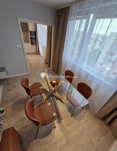 Na predaj 2-izbový byt, 56 m², Dunajská Streda