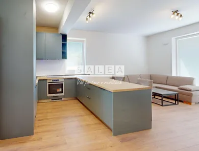 Mieszkania na sprzedaż, 1-pokojowe, Dvorníky · €92 000