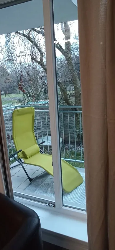 Na prenájom 1-izbový byt, 32 m², Bratislava-Rača, Na pasekách