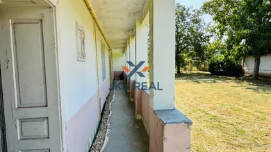 Na predaj dom, 443 m², Branč
