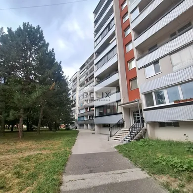 Mieszkania na wynajem, 1-pokojowe, Bratislava-Dúbravka · €550