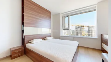 Na prenájom 4-izbový byt, 107 m², Bratislava-Staré Mesto, Landererova