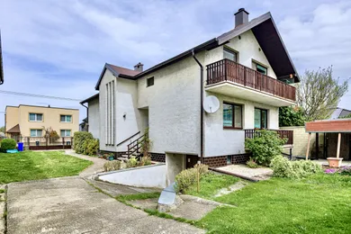Domy na sprzedaż, 7-pokojowe, Bratislava-Podunajské Biskupice · €525 000