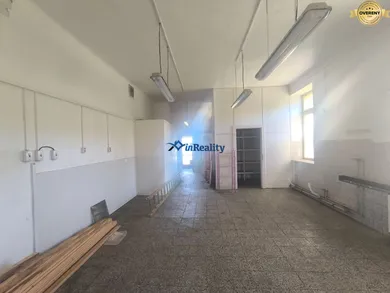 Na predaj objekt, 200 m², Závadka nad Hronom