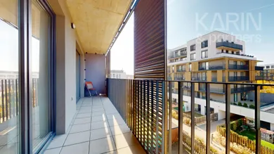 Na prenájom 2-izbový byt, 48 m², Bratislava-Petržalka, Fialová