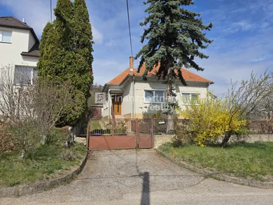 Domy na sprzedaż, 3-pokojowe, Nitra · €289 000