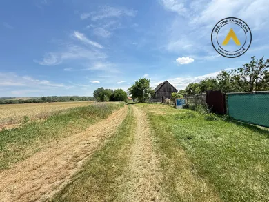 Na predaj pozemok, 200 m², Horné Zelenice