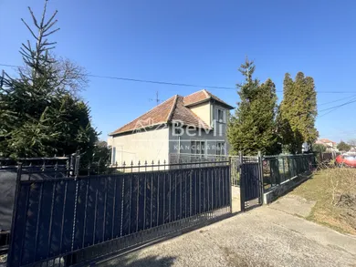 Na predaj 7-izbový dom, 200 m², Vinodol
