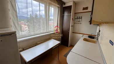 Na predaj 3-izbový byt, 70 m², Liptovský Mikuláš, Borbisova
