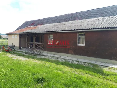 Na predaj komerčné, 80 m²