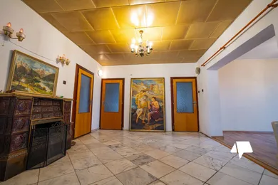 Na predaj dom, 290 m², Zlaté Moravce, M. Urbana