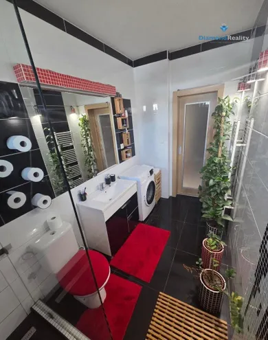 Na prenájom 1-izbový byt, 40 m², Vráble