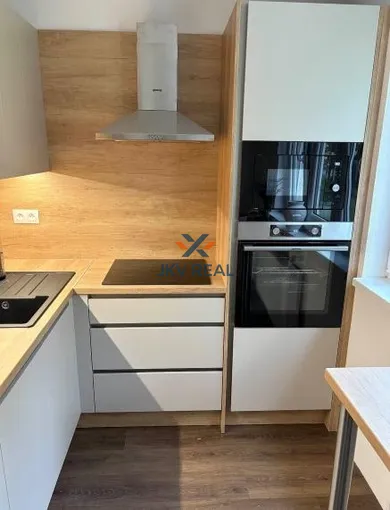 Byty na prenájom 1-izbový, Spišská Nová Ves · €500