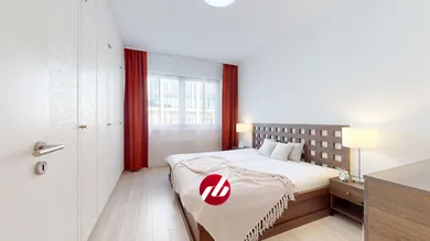 Na prenájom 3-izbový byt, 79 m², Bratislava-Staré Mesto, Mýtna