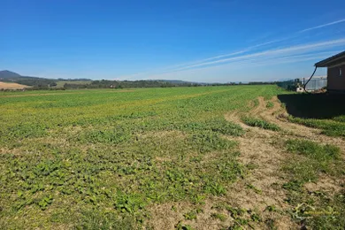 Na predaj pozemok, 123 m², Slavnica