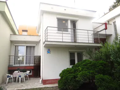 Domy na predaj 4-izbový, Senec · €169 000