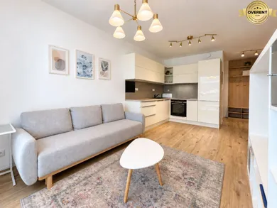 Na predaj 3-izbový byt, 62 m², Bratislava-Dúbravka, Nejedlého
