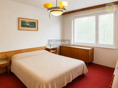 Na predaj 3-izbový byt, 81 m², Žiar nad Hronom
