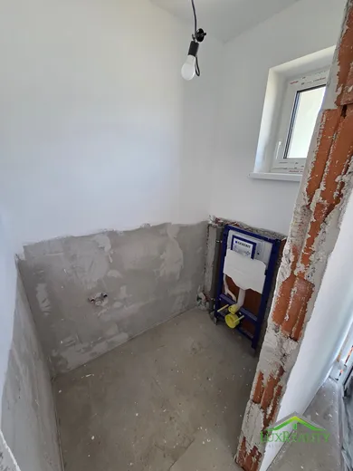 Na predaj dom, 117 m², Nové Mesto nad Váhom, Kočovská